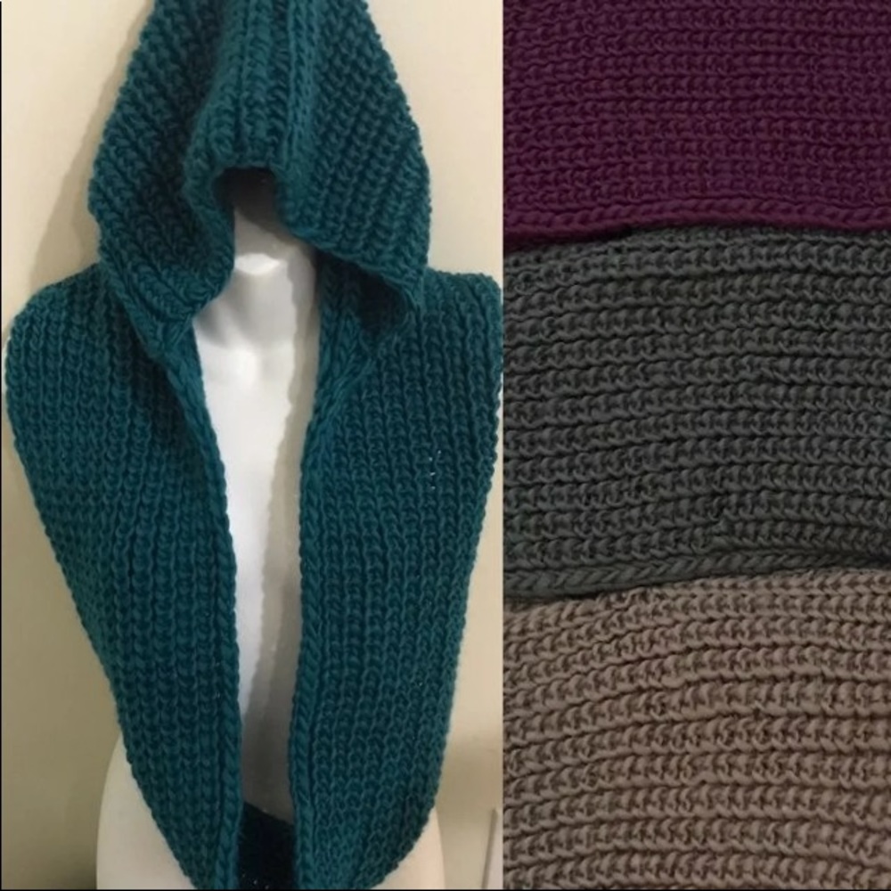 New Scarf Hat Beani Cable Knit Soft Set